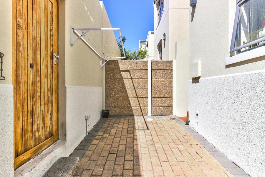 To Let 3 Bedroom Property for Rent in Royal Ascot Western Cape